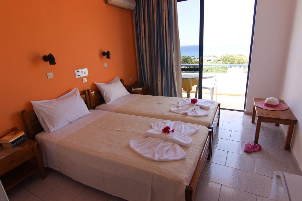 פלאקיאס Lofos Hotel מראה חיצוני תמונה