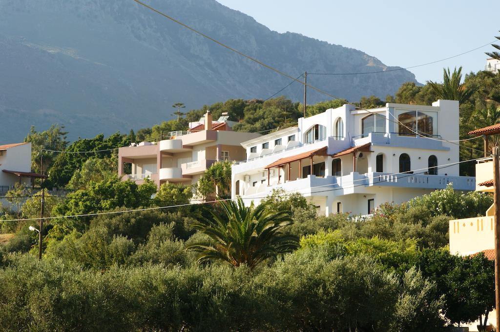פלאקיאס Lofos Hotel מראה חיצוני תמונה