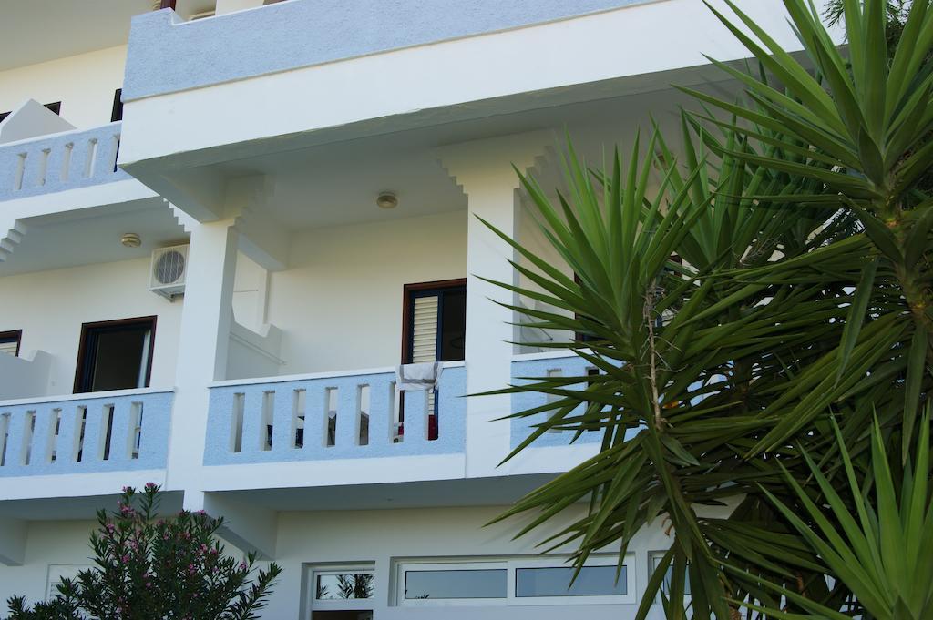 פלאקיאס Lofos Hotel מראה חיצוני תמונה